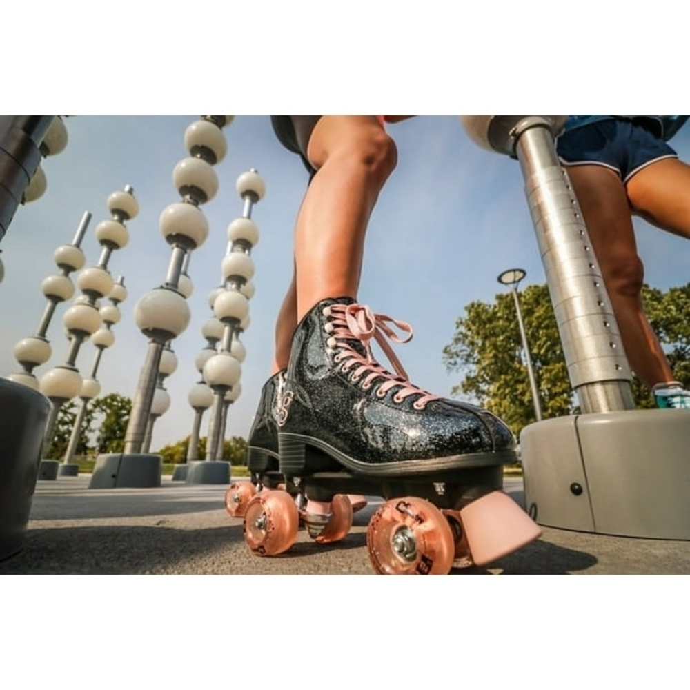Roller Derby Candi Girl Black Glitter Roller Skates with Pink Laces - Picture 3 of 16